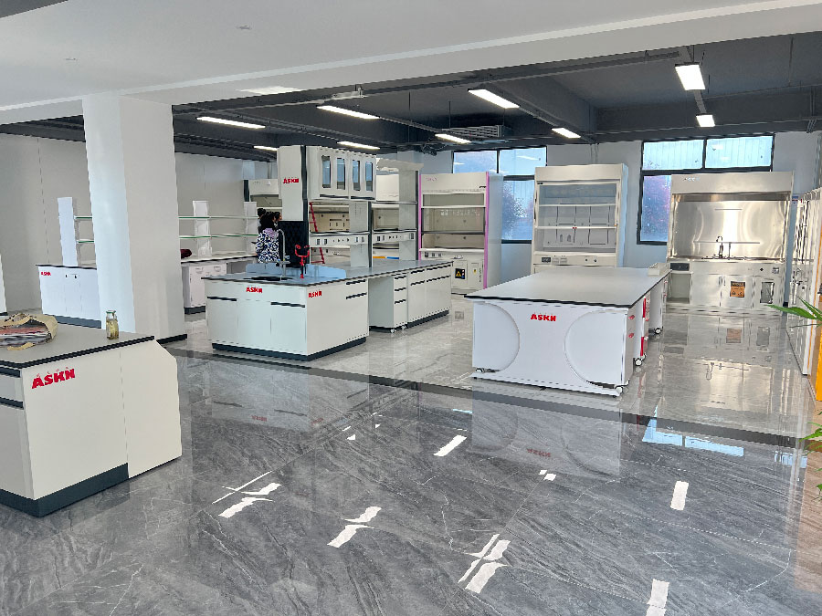 1680487867548260.jpg 展廳b.jpg