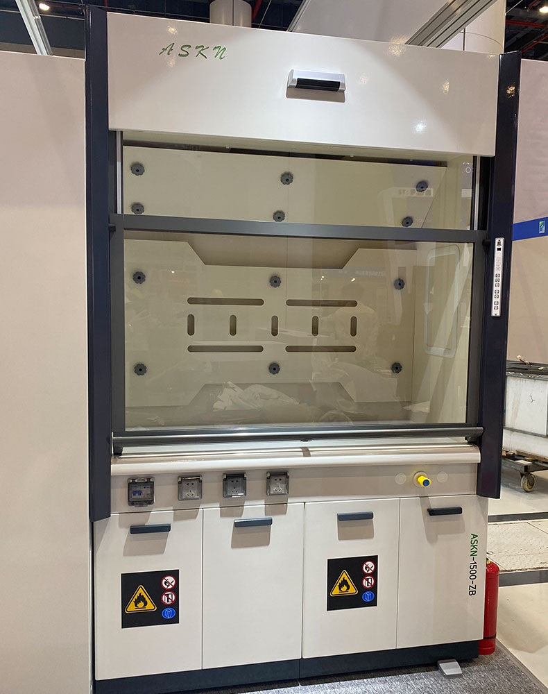 1682661376586361.jpg 全鋼高端通風柜.jpg